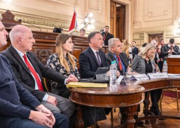 La Comisión de Poder Judicial y otros Órganos Constitucionales recibió a los miembros de la Corte Suprema de Justicia.