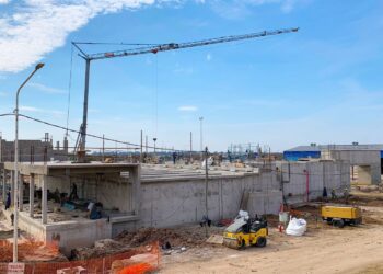 Enrico detalló los avances de los acueductos que llevarán agua potable a miles de santafesinos.