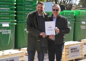 Provincia entregó equipamiento para mejorar el tratamiento de residuos y fortalecer la economía circular.