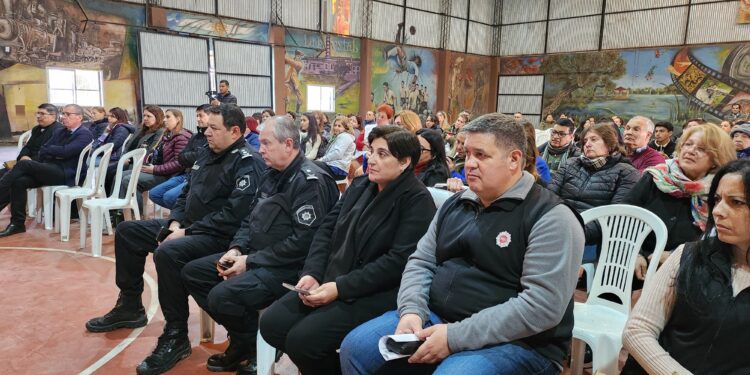 VILLA OCAMPO: PARTICIPACIÓN EN UN TALLER INFORMATIVO SOBRE VIOLENCIA DE GÉNERO.