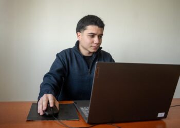 “Debía materias de 2022 y gracias a Quedate hoy estoy empezando la carrera de Derecho”.