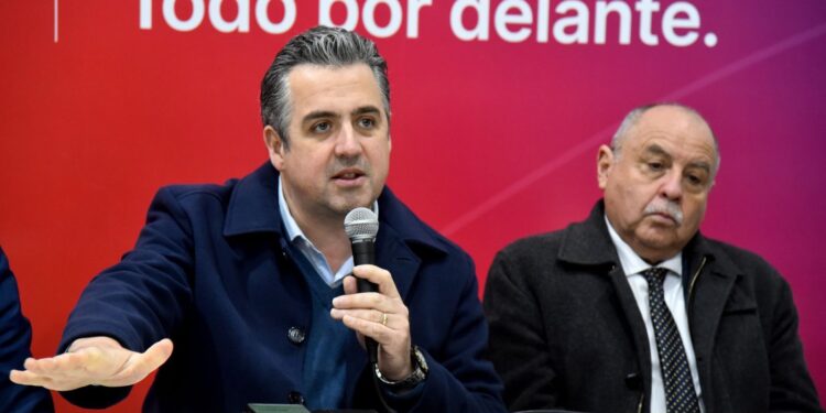 Presentaron la lista de los 10 delincuentes más buscados de la provincia: quiénes son y cuál es la recompensa.