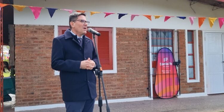 Educación: con una inversión superior a $ 150 millones, se inauguró la primera planta campamentil en Lanteri.