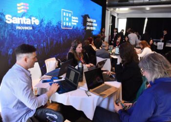 Con más de 450 empresas inscriptas, se palpita una inédita edición del Santa Fe Business Forum.