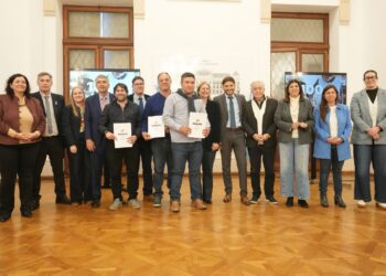 Pullaro: “Estamos poniendo las bases para tener el sistema educativo más robusto de la República Argentina”.