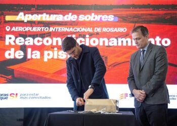 Pullaro: “Nación se borró y la Provincia se hace cargo de la pista del aeropuerto porque Santa Fe se prepara para ser potencia”.