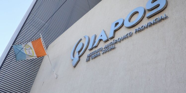 Iapos destina más de $ 2.300 millones al mes a la compra de insumos médicos.