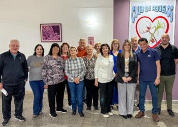 Mancini: “Nos comprometemos a seguir trabajando junto al Club de Abuelos de Villa Ocampo”.