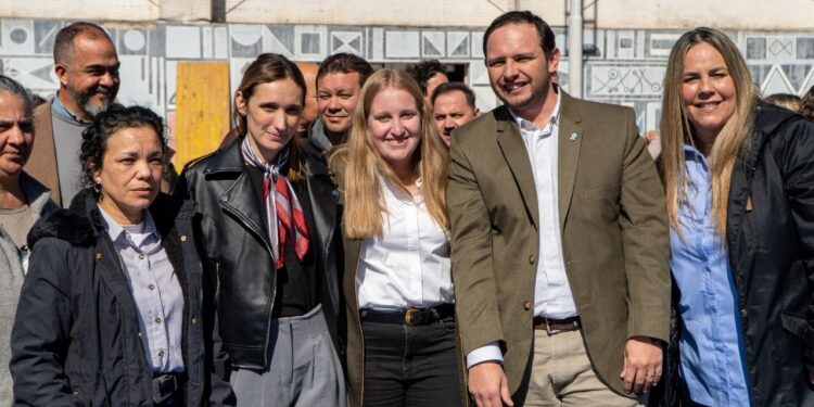 VILLA OCAMPO: FIRMA DE CONVENIO POR EL CENTRO DE ATENCIÓN A LA NIÑEZ Y LA FAMILIA (CANyF) “JUAN PABLO II”.