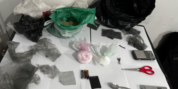 VILLA OCAMPO: “ATENTADO, RESISTENCIA A LA AUTORIDAD Y TENENCIA DE ESTUPEFACIENTES.