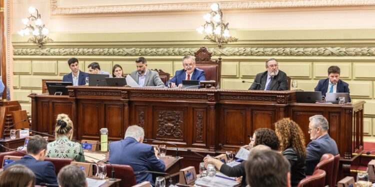 La Convención Reformadora aprobó dictámenes definitivos sobre Funcionamiento del Estado.