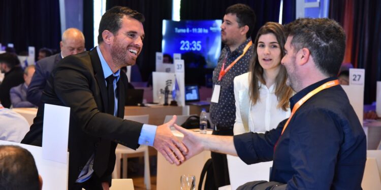 Rosario se prepara para vivir el Santa Fe Business Forum 2025 con presencias destacadas.