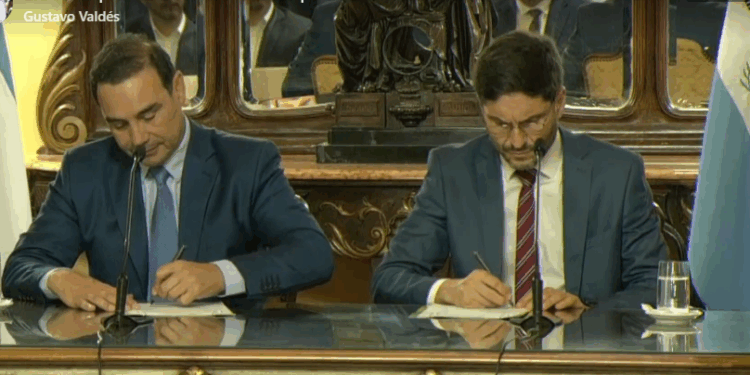Acta Acuerdo: Para la Conexión Fluvial de las localidades de Villa Ocampo, Provincia de Santa Fe, y Bella Vista, Provincia de Corrientes