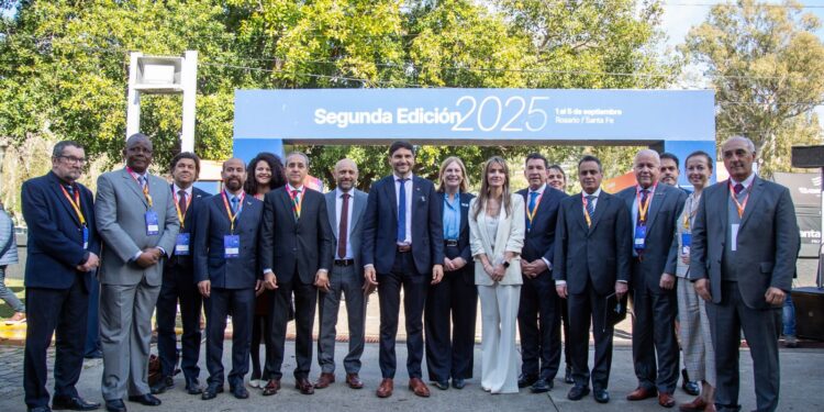 Pullaro en el Santa Fe Business Forum 2025: “Argentina saldrá adelante si tenemos la capacidad productiva para un cambio profundo”.