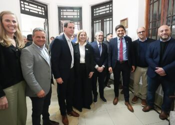 Pullaro: “La única manera de que Argentina salga adelante es con un acuerdo productivo que consolide nuestra industria”.