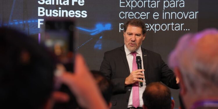 Zuchovicki en el Santa Fe Business Forum: “Esta Provincia demuestra cómo la participación público-privada potencia la obra pública”.