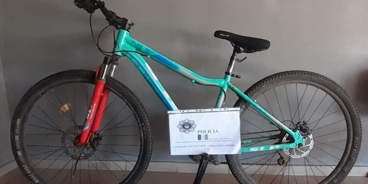 Villa Guillermina: dos menores retenidos por el hurto de una bicicleta.