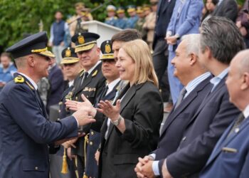 Pullaro: “Nuestra Policía ha seguido un método que trajo paz y seguridad, y está cambiando la historia de la provincia”.