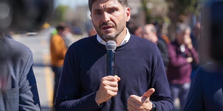 Pullaro alertó por la microeconomía: “La plata no le llega a la gente y eso genera malestar social”.