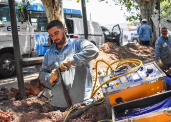 La Provincia invierte más de $ 104.000 millones en infraestructura eléctrica en todo el territorio.