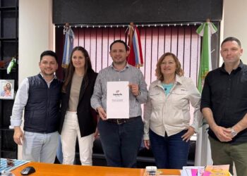 Villa Ocampo apuesta a la formación y al cuidado de los adultos mayores.