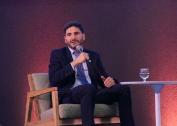 Pullaro: “Una Argentina distinta es posible con un desarrollo económico que nos permita generar trabajo y crecimiento”.