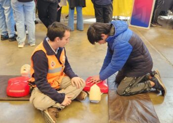 Educación: más de 900 estudiantes recibirán capacitación en RCP.