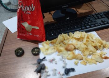 Villa Ocampo: Joven detenido con cocaína y marihuana durante control policial.