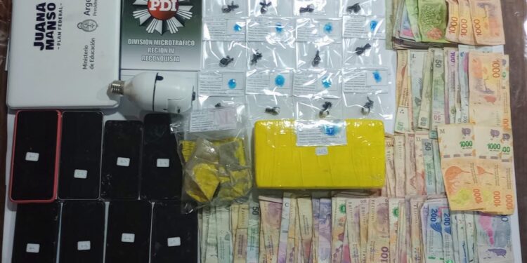 Reconquista: PDI detuvo a una mujer y secuestró un kilo de cocaína.
