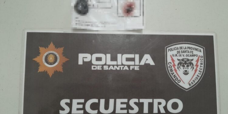 Villa Ocampo: Detenido por resistencia a la autoridad y tenencia de marihuana.