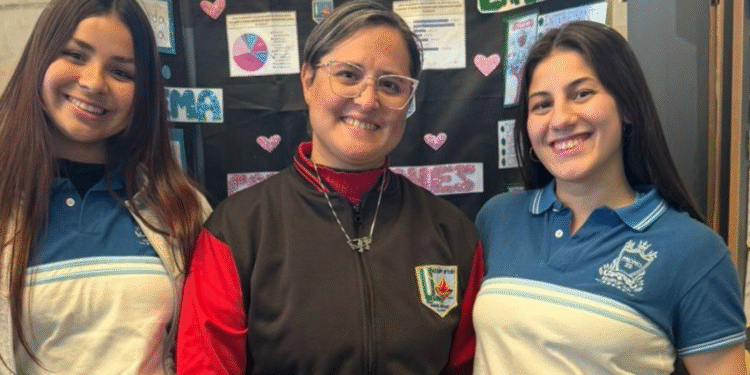 Alumnas de la EESOPI N° 3181 y del ISPI N° 9094 de Villa Ocampo se destacan en la Feria de Ciencias Provincial