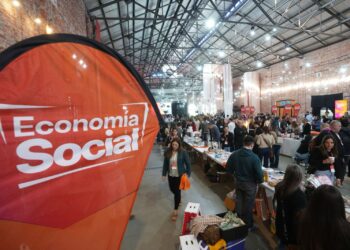 Más de 300 emprendedores de la provincia se reunieron para generar mayores oportunidades.