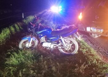 Las Toscas: Motociclista trasladado al SAMCO tras accidente en Ruta Nacional 11.