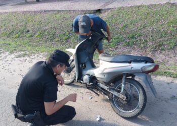 AVELLANEDA: SECUESTRAN UNA MOTO ROBADA EN 2019 Y DOS JÓVENES QUEDAN IMPUTADOS.