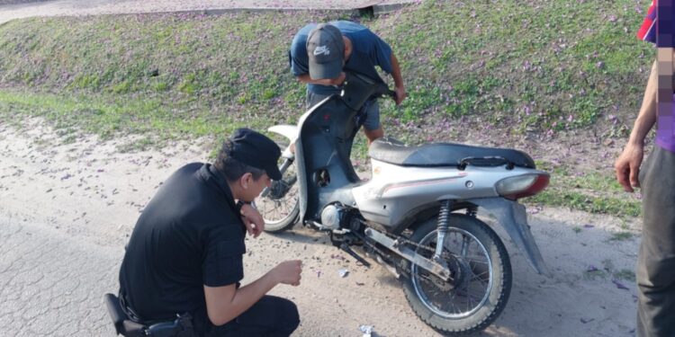 AVELLANEDA: SECUESTRAN UNA MOTO ROBADA EN 2019 Y DOS JÓVENES QUEDAN IMPUTADOS.