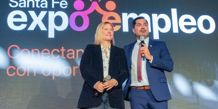 Scaglia en la Expo Empleo: “En un contexto de dificultad en Argentina, Santa Fe apuesta al trabajo para salir adelante”