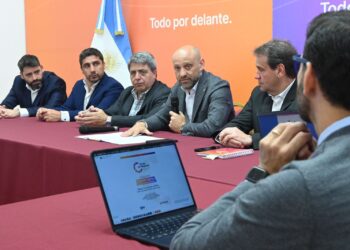 Puccini presentó la 3ª Ronda de Negocios de Consumo Masivo para potenciar el comercio santafesino e invitan a más de 20 rubros.