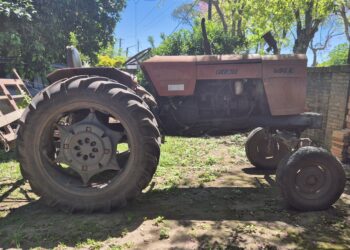  Intentaron sustraer un tractor y maderas en El Sombrerito: un camión fue interceptado por Gendarmería.