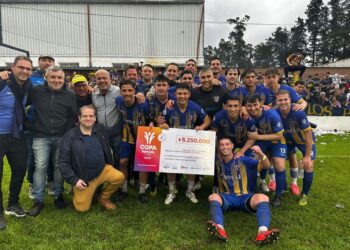 Se define la Copa Santa Fe de Fútbol: Unión y Centenario de San José de la Esquina juegan este sábado en el 15 de Abril.