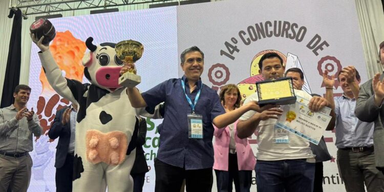Producción con sello santafesino: más de 350 hormas compitieron en el Concurso Nacional de Quesos, Manteca y Dulce de Leche.