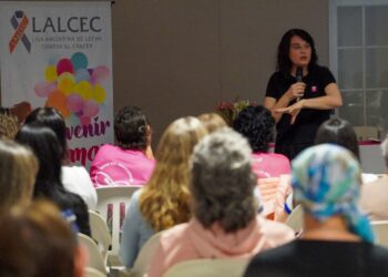 Se realizó con éxito la charla sobre prevención del Cáncer de mama.