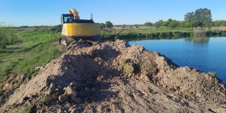 VILLA OCAMPO: COTELVO :IMPORTANTE OBRA EN LAS LAGUNAS DE TRATAMIENTO.