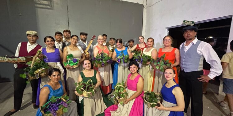 Destacada participación de la Escuela Municipal de Danzas “Flor del Irupé” en el Certamen RECODANZA 2025.