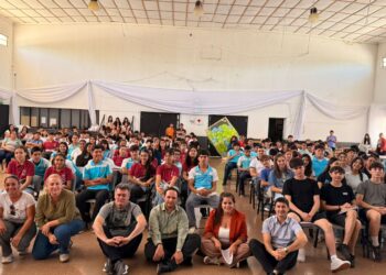 Más de 200 jóvenes participaron de la jornada sobre el Presupuesto Participativo Joven en Villa Ocampo.