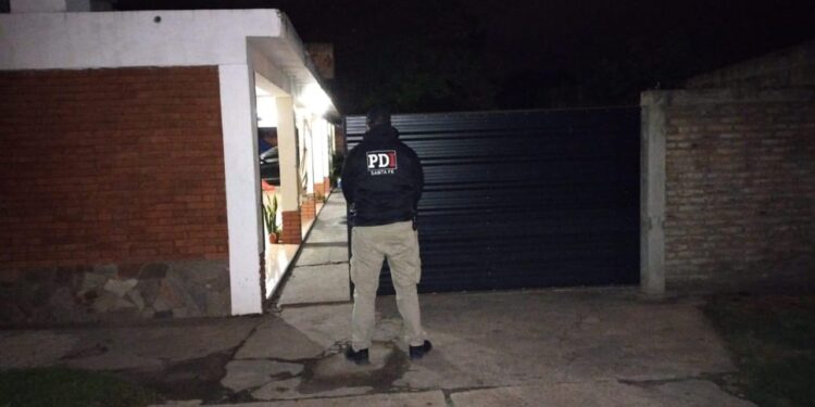  Allanamientos simultáneos en Villa Ocampo con resultado positivo.