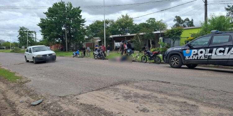 VILLA OCAMPO: UNA MUJER RESULTÓ LESIONADA EN ACCIDENTE ENTRE MOTO Y BICICLETA.
