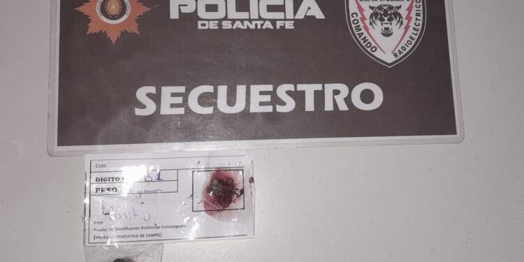 VILLA OCAMPO: UN HOMBRE FUE DETENIDO CON MARIHUANA TRAS INTENTAR HUIR DE LA POLICÍA