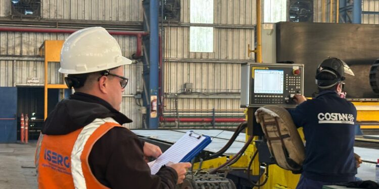 Con el apoyo de la Provincia, el astillero Atria volvió a producir y emplea a 100 personas.