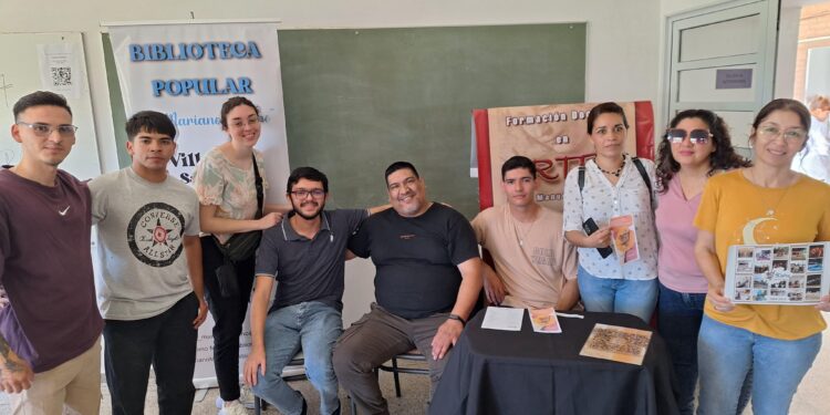 EL CURSO NIVELADOR DE MÚSICA PRESENTE EN LA FERIA DE CARRERAS EN VILLA ANA.