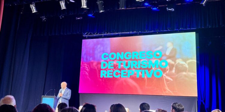 Villa Ocampo presente en el Congreso de Turismo Receptivo en Santa Fe Capital.